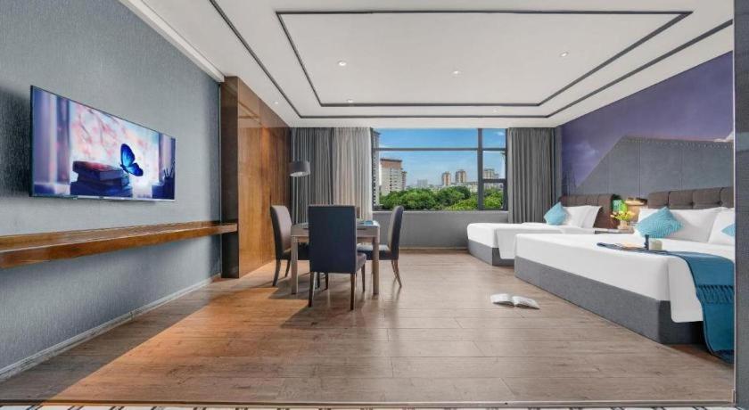 Xana Hotelle-Hotel Luzhou Baizitu Square Exteriér fotografie